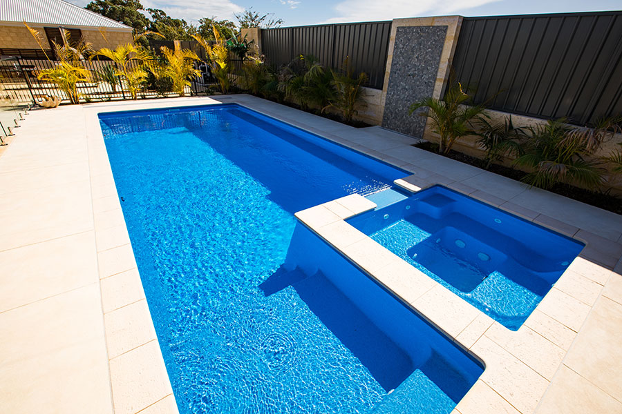 Aquatechnics Saint-Louis fibreglass pool design