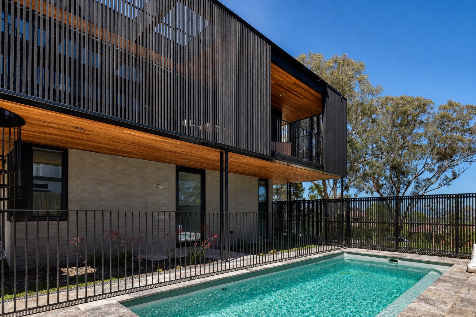 Ainslie pool, paving and architectural screening